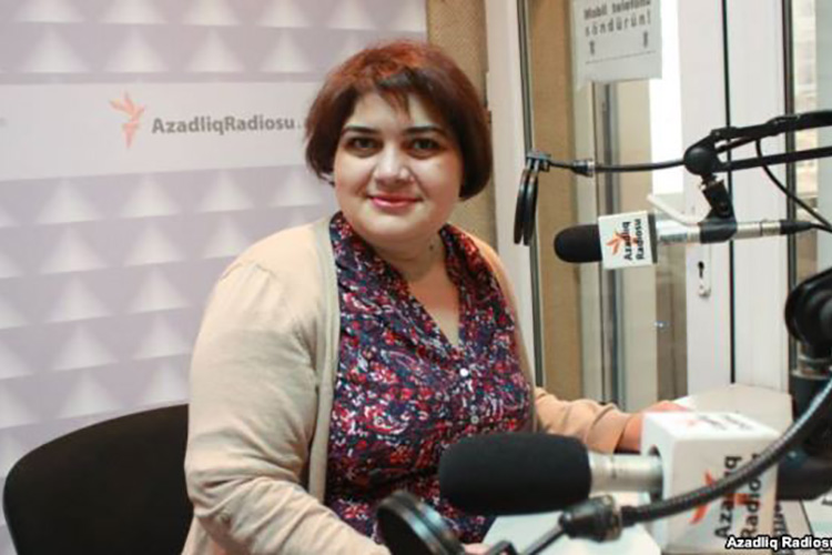 Khadija-Ismayilova-in-Baku-studio1