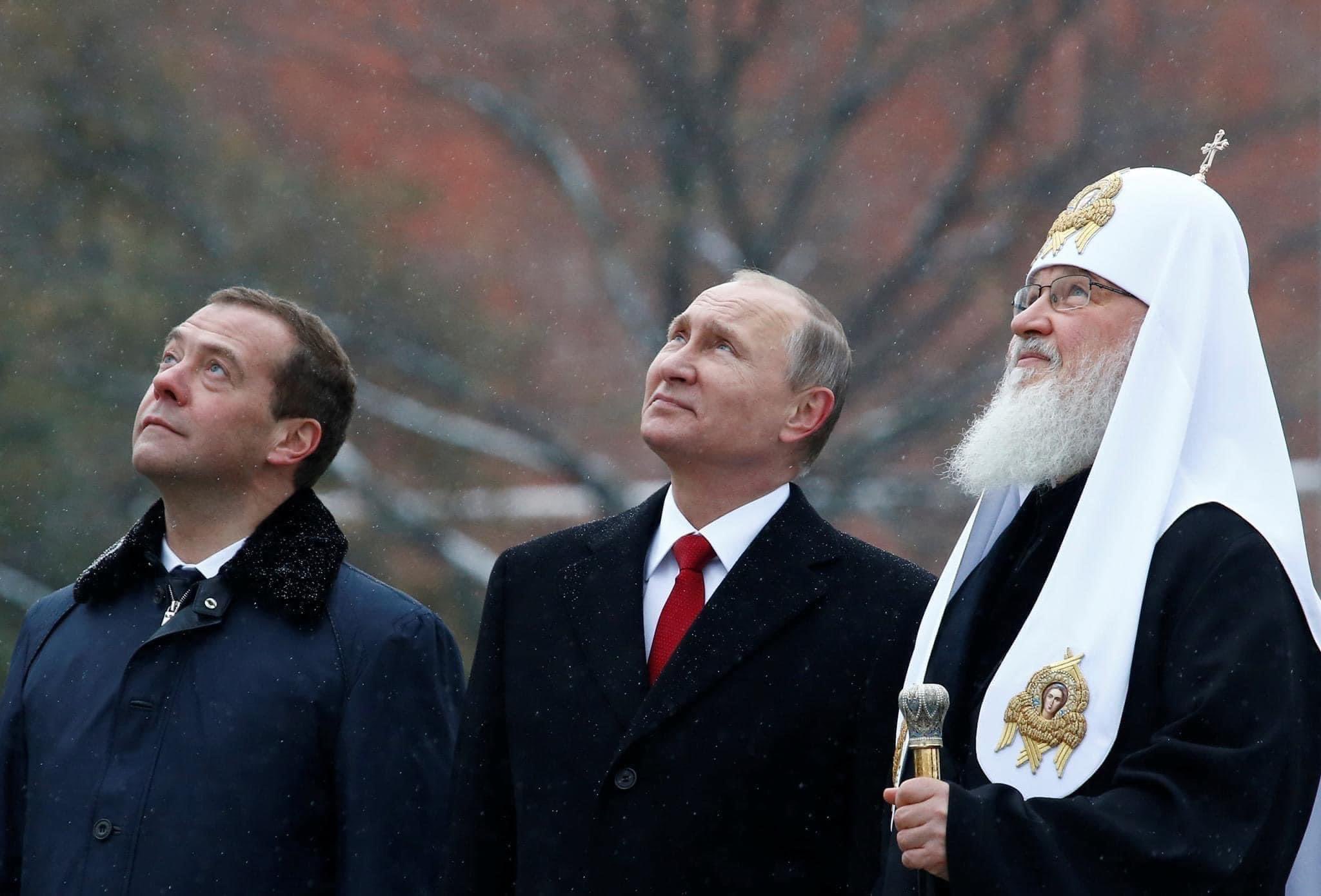 Putin and Co Waiting for Navalny copy