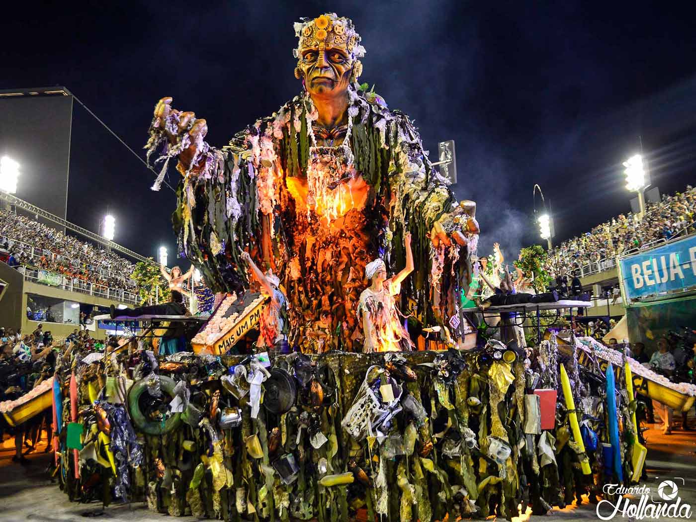 Beija-Flor’s Frankenstein float (Facebook)
