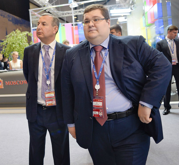 Kamo Avagumyan and Igor Chaika, Prosecutor General Yury Chaika's other son, at the Saint Petersburg Economic Forum in June 16, 2016. (Photo: Kristina Kormilitsyna/Kommersant)