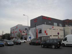 JOLIE_VILLE_SHOPPING_MALL