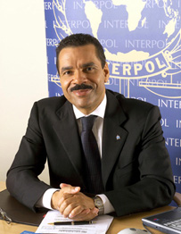ronald_noble
