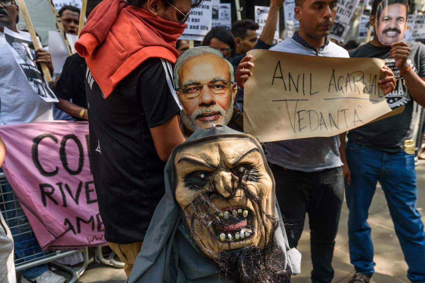 investigations/protesters-india-high-commission.jpg