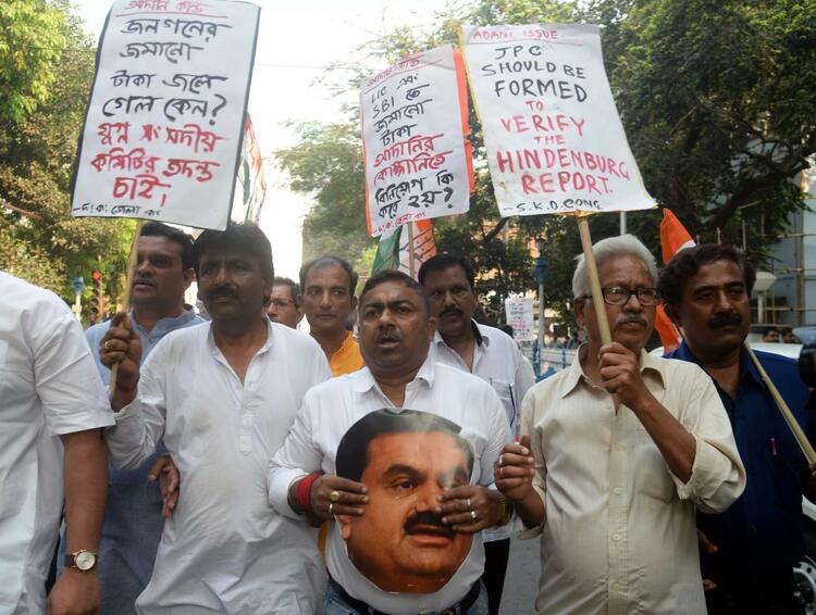 Protestors in Kolkata