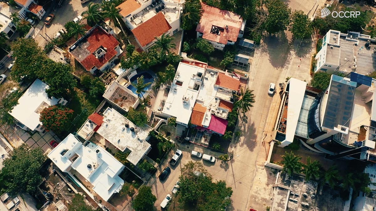 romanian-criminals-conquered/Aerial-Shot-Tudors-neighborhood.jpg