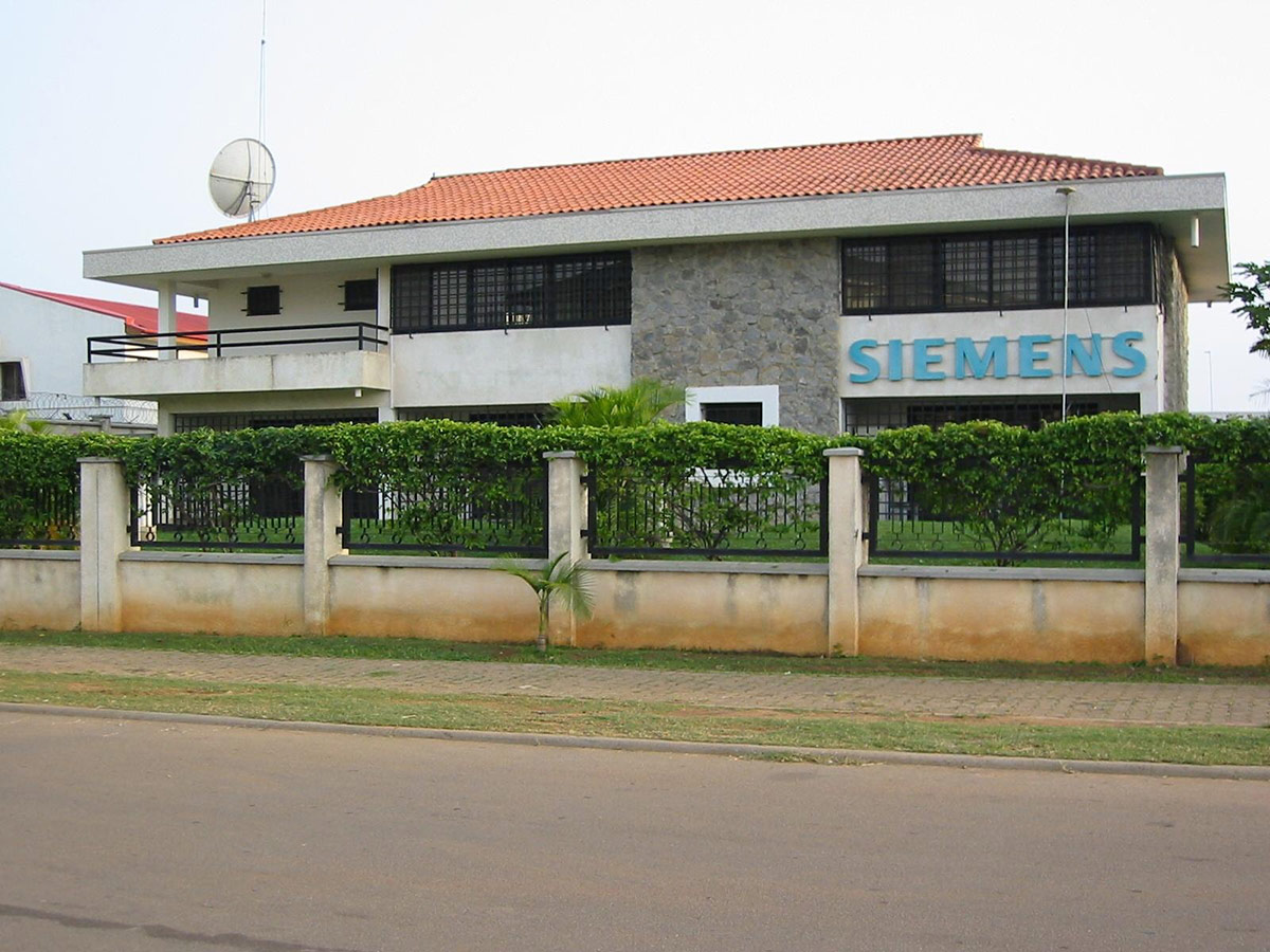 suisse-secrets/Siemens-Headquarters-Abuja.jpg