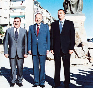 Vasif, then-President Heydar Aliyev, and his son, future president Ilham Aliyev