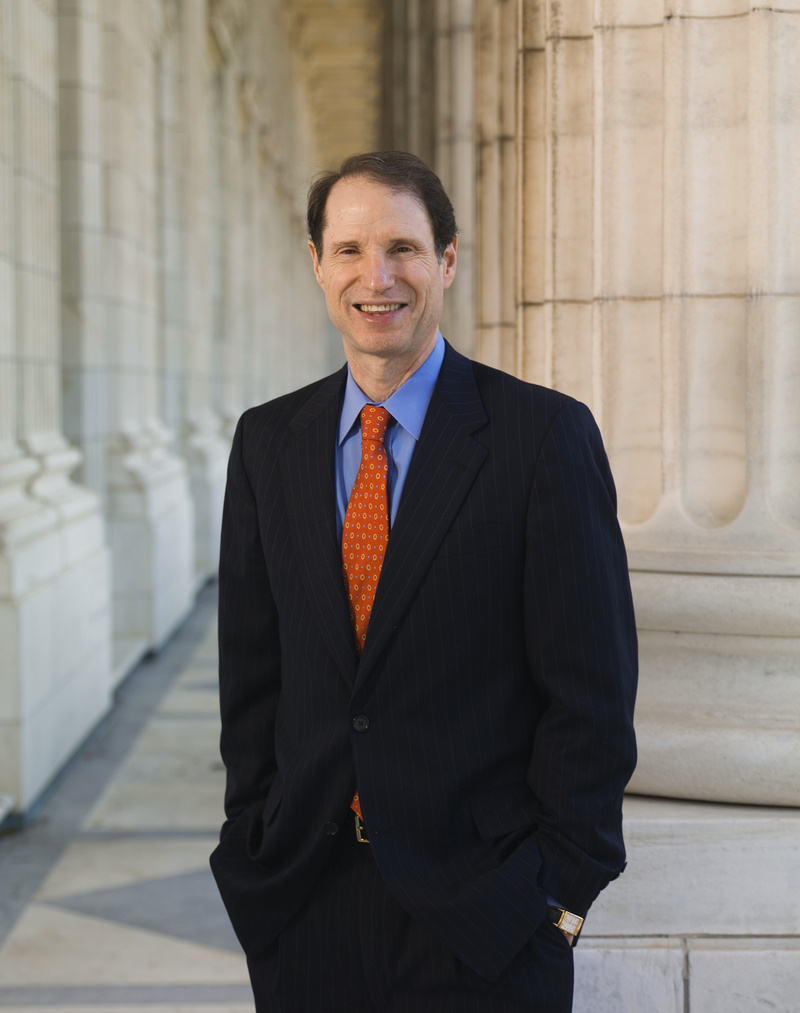 the-fincen-files/Ron-Wyden.jpg