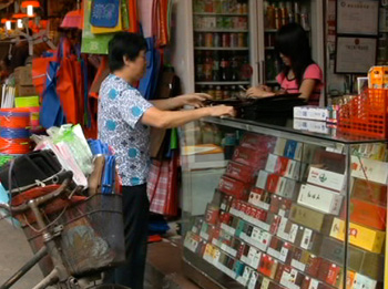 tobacco-underground/Cigarette-Stalls.jpg