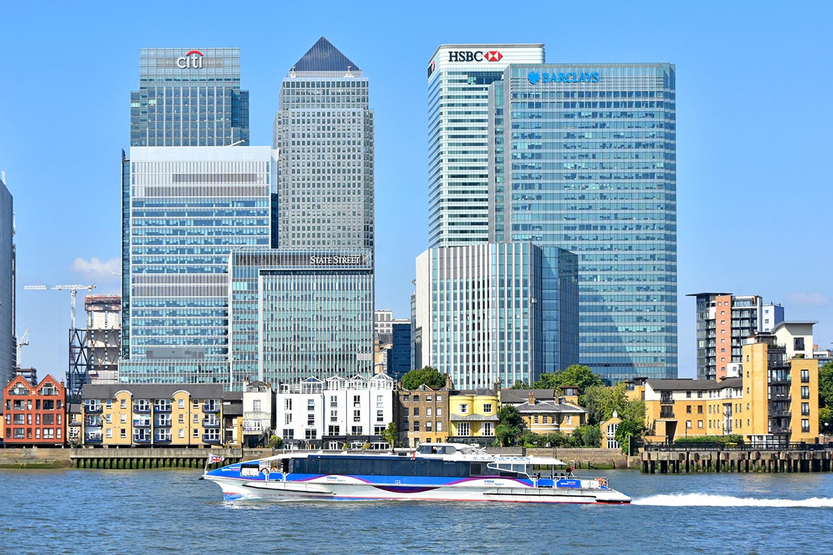 troikalaundromat/London-Canary-Wharf-skyline.jpg