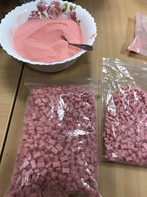 Parisien police seized a suspected shipment of ecstasy that turned out to be strawberry powder (Credit: Prefecture de Police)