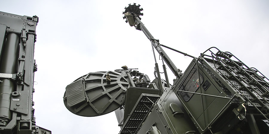 «Важные истории»: поставщик радиоэлектронного оружия для российских военных в Украине закупает западные комплектующие через цепочку посредников
