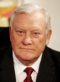 256px-Algirdas Mykkolas Brazauskas Litauens statsminster under det Nordiskt-Baltiska statsministermotet i Reykjavik 2005-10-24