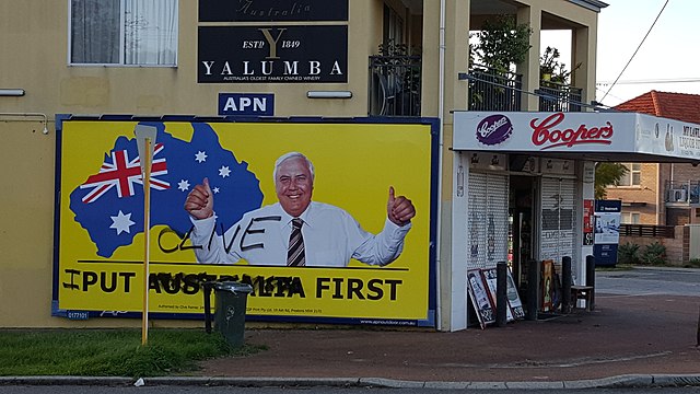 640px-Clive Palmer 2018 billboard with graffiti in Mt Lawley Perth