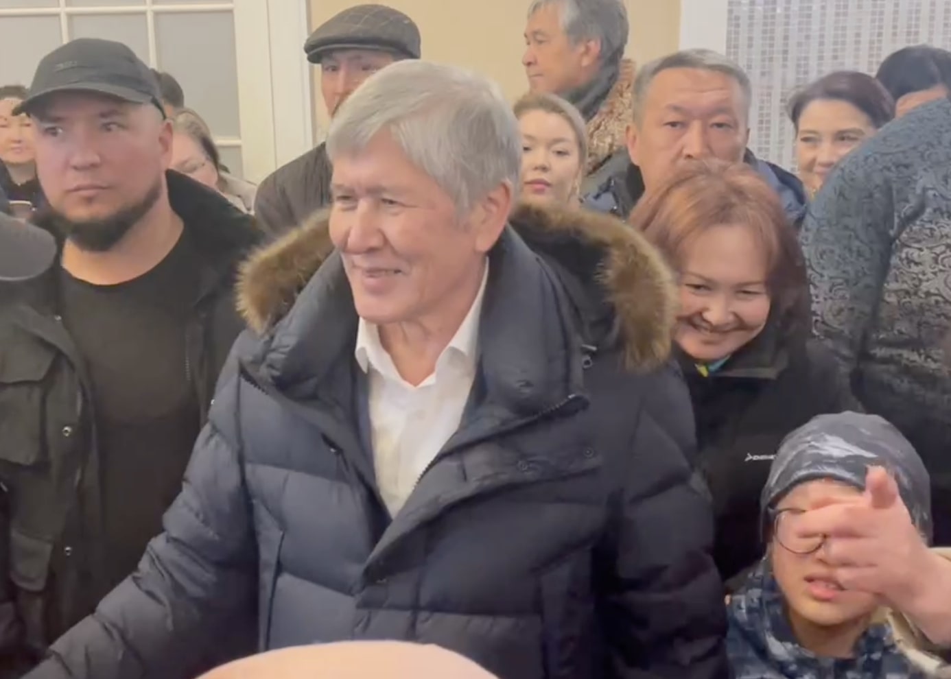 Almasbek Atambayev Kloop