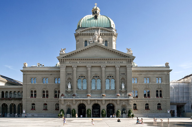 Swiss Federal Palace in Bern (Flooffy) 
