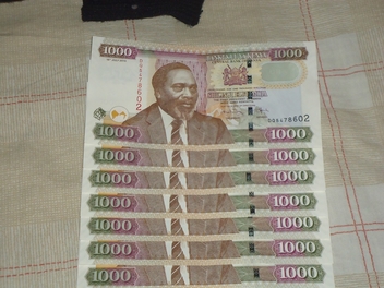 Old Kenyan 1000 Shillings