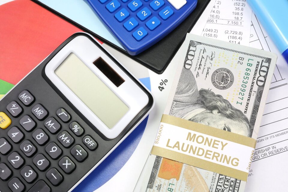 money-laundering calculator