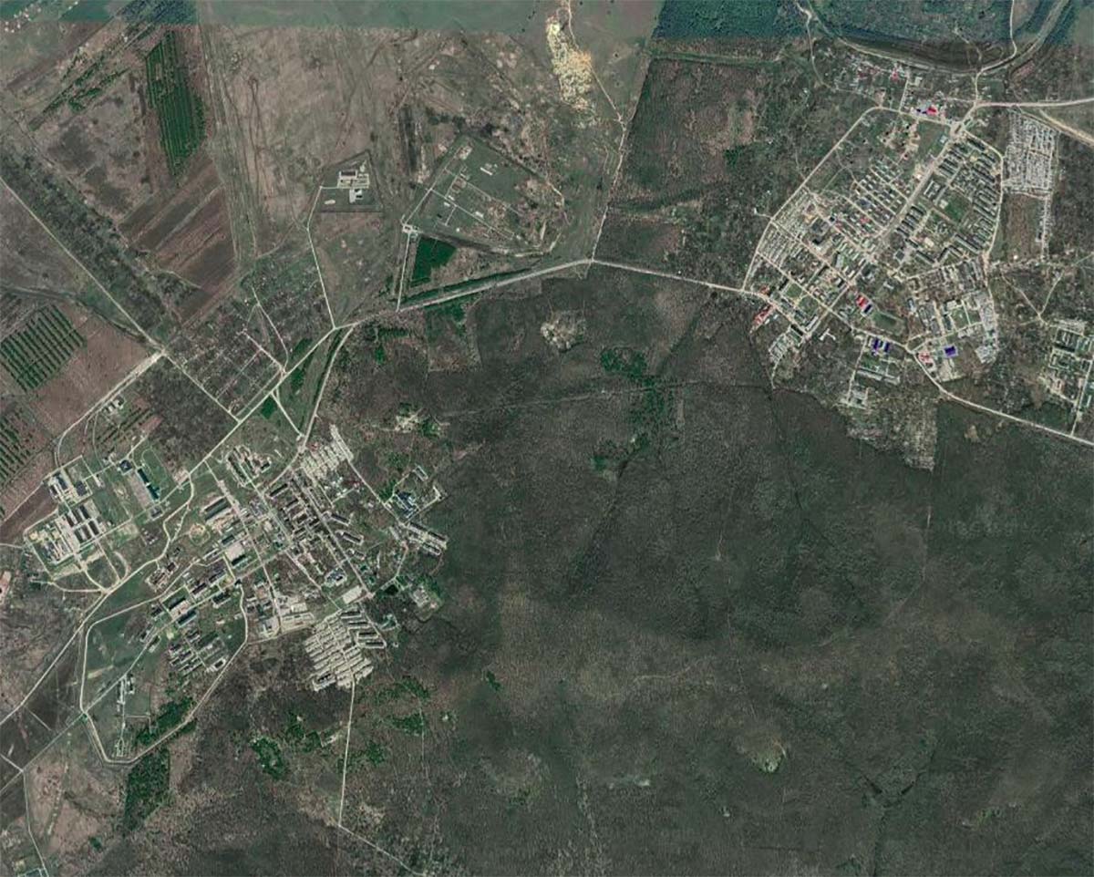 The closed towns of Shikhany-1 and Shikhany-2, Saratov Region, Russia. Satellite image from Google Maps