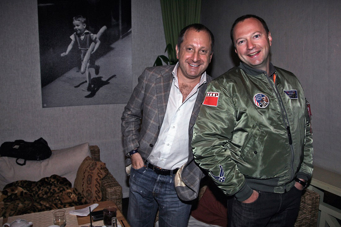 Avilon co-owner Alexander Varshavsky (left) with Andrei Lomakin, co-owner of Aston Martin Russia. (Photo: Valeriy Levintin/Kommersant)