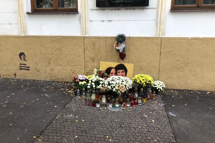 A tribute to Ján Kuciak and Martina Kušnírová in Bratislava, Slovakia. (Credit: OCCRP)