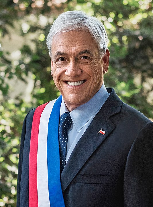 534px-Retrato Oficial Presidente Piñera 2018 cropped7