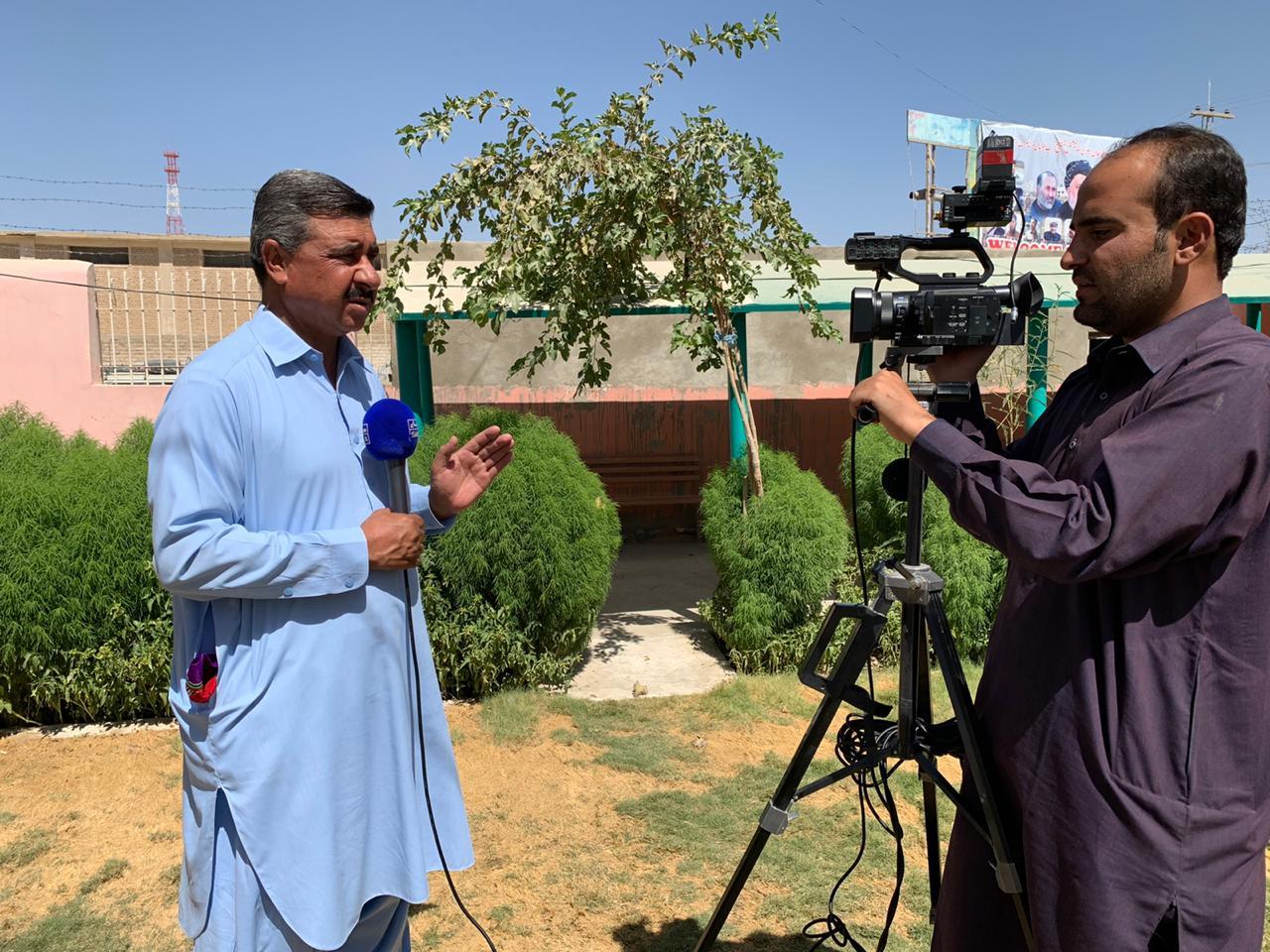 Saeed Ali Achakzai, journalist with Urdu-language channel, Samaa News, reporting from Chaman, Pakistan’s Balochistan province.