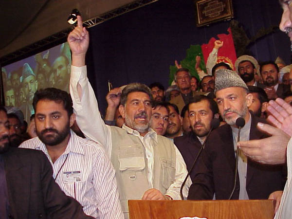 Karzai_loya_jirga_Wikipedia