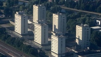 Follow the Money: Индийский бизнесмен, связанный с Казахстаном, купил бывшую тюрьму в Нидерландах