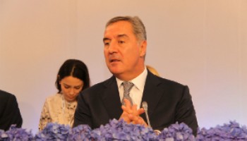 Montenegro: PM Djukanovic Announces Resignation, Critics Shrug