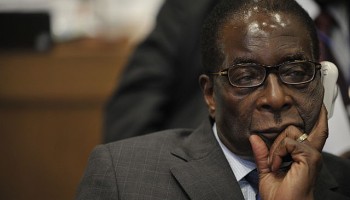 Zimbabwe’s Parliament Summons Mugabe over Diamond Looting  