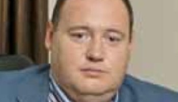 Россия: босс «финансовой мегапрачечной» арестован за столиком в собственном ресторане