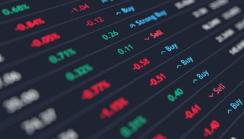 Authorities Probe US Legislators’ Stock Dump