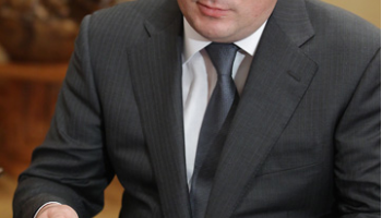 Russia: Regional Governor Arrested for ‘Corruption’ as 60 Kilos of Jewelry Seized