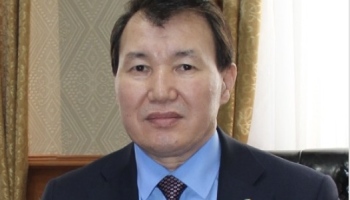 Глава антикоррупционного агентства Казахстана предложил приравнять коррупцию к измене родине