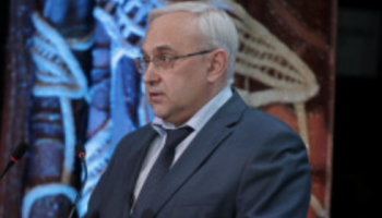 Замминистра строительства Алтайского края заподозрили в получении взятки в два миллиона рублей