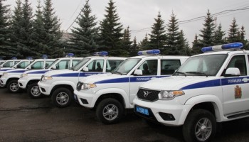 Четверых сотрудников МВД задержали по подозрению в хищении 11 полицейских автомобилей