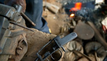 Nigerian Authorities Bust Kidnapping Ring, Seize AK-47s