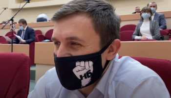 Депутата-блогера из Саратова обвинили в нарушении закона о коррупции из-за монетизации на YouTube