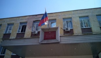 Осужденный за вымогательство экс-начальник управления ФСИН умер после попытки суицида в зале суда
