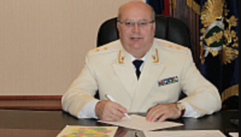 Экс-сотрудник прокуратуры Чувашии обвинил прокурора региона в выводе в офшор 700 миллионов рублей