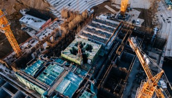 Фигуранты дела о хищении 400 миллионов рублей при подготовке смет для космодрома «Восточный» получили до 5,5 лет колонии