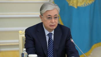 Токаев поручил правительству вернуть незаконно вывезенные из Казахстана деньги