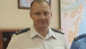 Прокурор Сызрани получил взятку в 3 млн рублей от основателя одного из крупнейших в России производителей настойки боярышника, известного как Дон Фанфурик