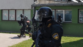 Bosnia and Herzegovina: Former Interior Minister Detained