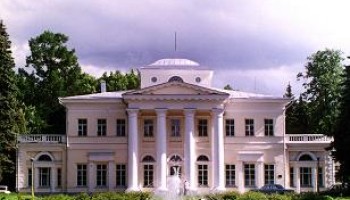 Фигурировавший в деле о коррупции генерал-майор полиции возглавил один из главных физических НИИ России