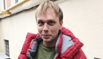 Обвиняемого по делу Голунова полицейского перевели под домашний арест