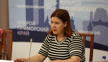 Замминистра промышленности Приморья уволили из-за бравших взятки за нарушения продажи алкоголя подчиненных