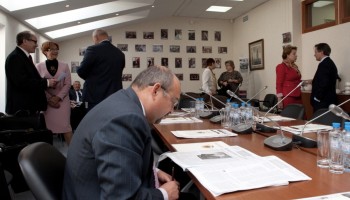 Путин предложил позволить СК проводить судебную экспертизу. Адвокаты выступили против из-за опасений коррупции