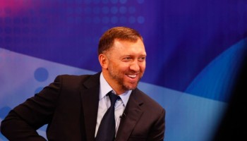 Russia: Oligarch, Economist Slam Corruption, Failing Economy